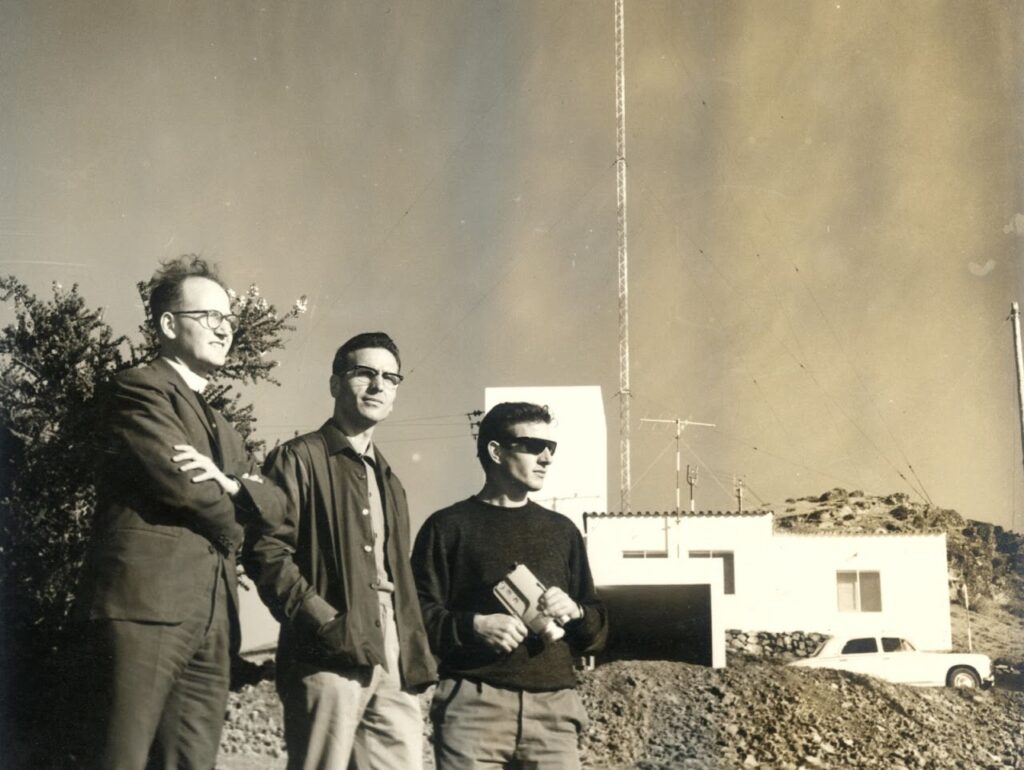 Instalación de la primera emisora de Radio ECCA en el Monte Constantino, Cumbre de Gran Canaria, en 1964 