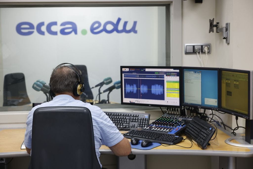 Cese emisora Radio ECCA, innovación digital