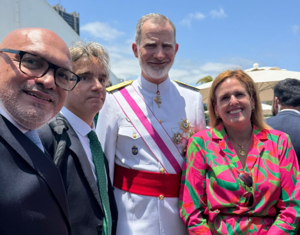 Encuentro con el Rey Felipe durante el día de las fuerzas armadas y coincidiendo con el 60 aniversario