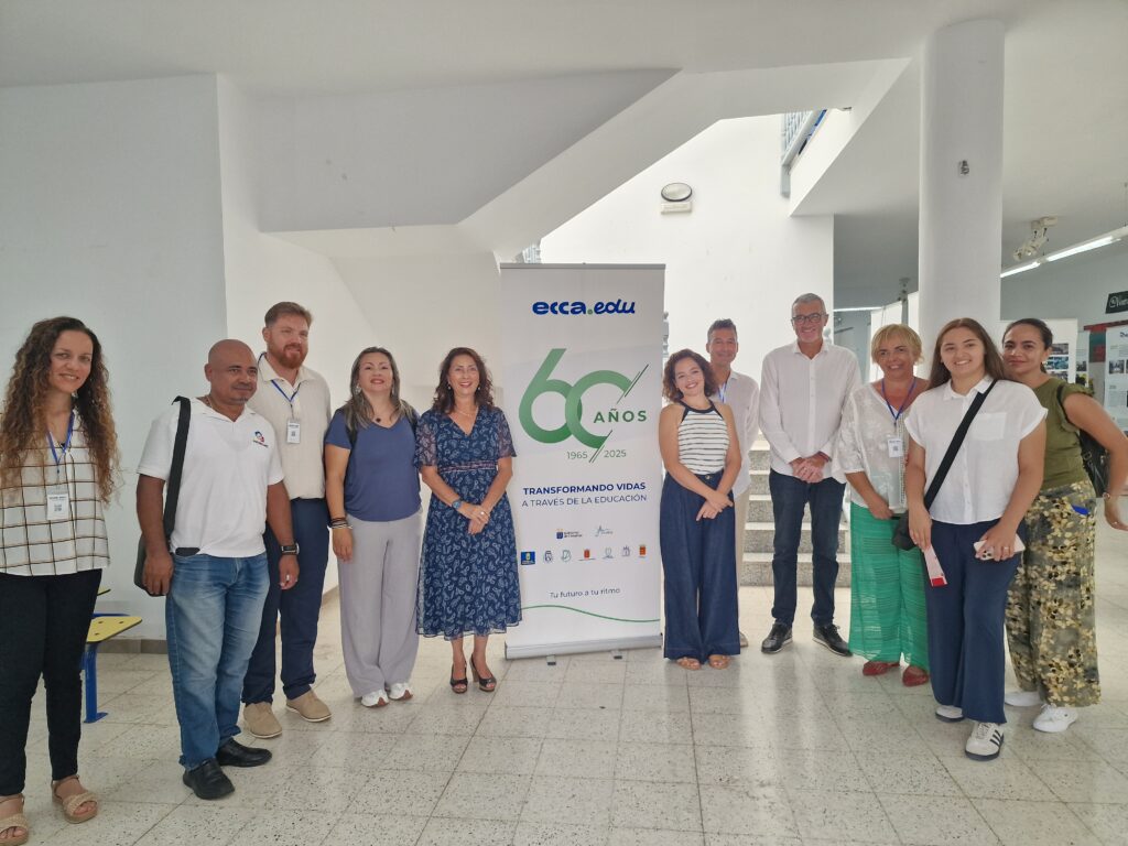 ecca.edu inaugura en Arrecife la exposición itinerante por su 60 aniversario